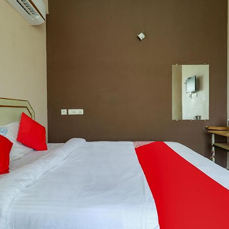 Super Hotel O Rj Tower Tallākulam Buitenkant foto