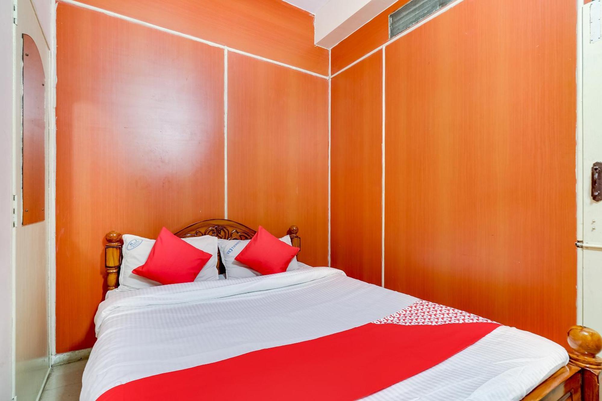 Super Hotel O Rj Tower Tallākulam Buitenkant foto